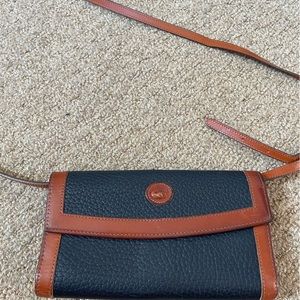 Dooney and Bourke wallet cross body
